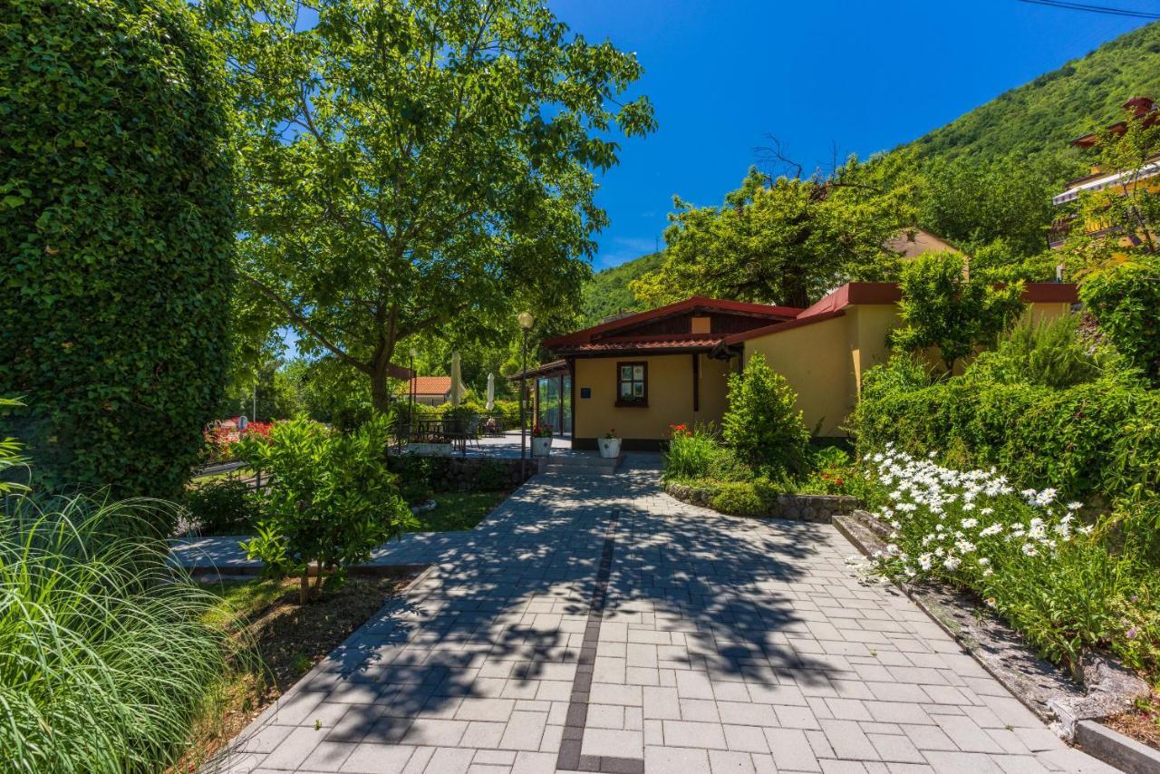 Apartments Branka Mošćenička Draga Exterior foto