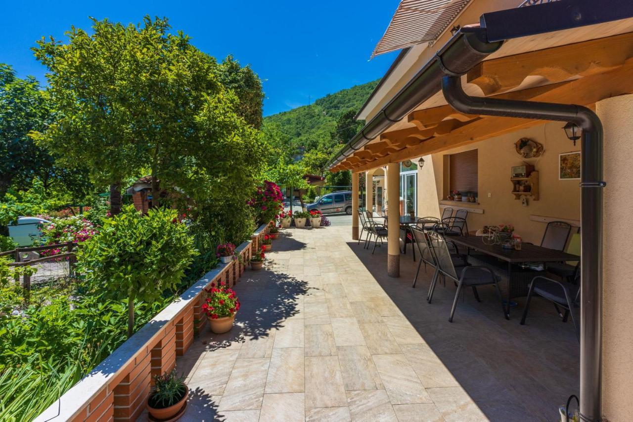 Apartments Branka Mošćenička Draga Exterior foto